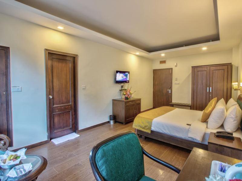 The Katoch Grand Resort Manāli エクステリア 写真