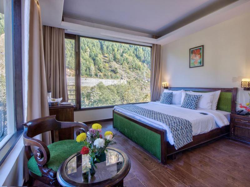 The Katoch Grand Resort Manāli エクステリア 写真