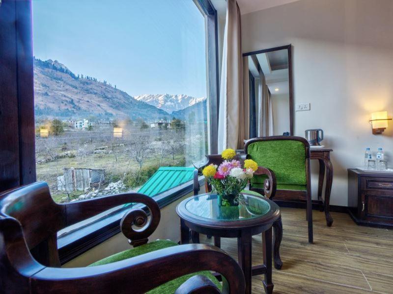 The Katoch Grand Resort Manāli エクステリア 写真